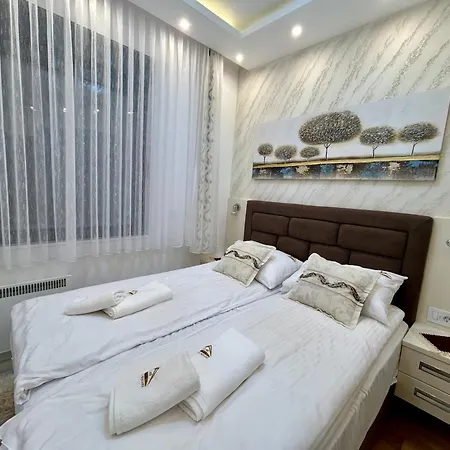 Mount Medelina Apartment